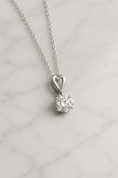 Tivara Jewels - Solitaire Spark Pendant with Heart hook in 925 Silver