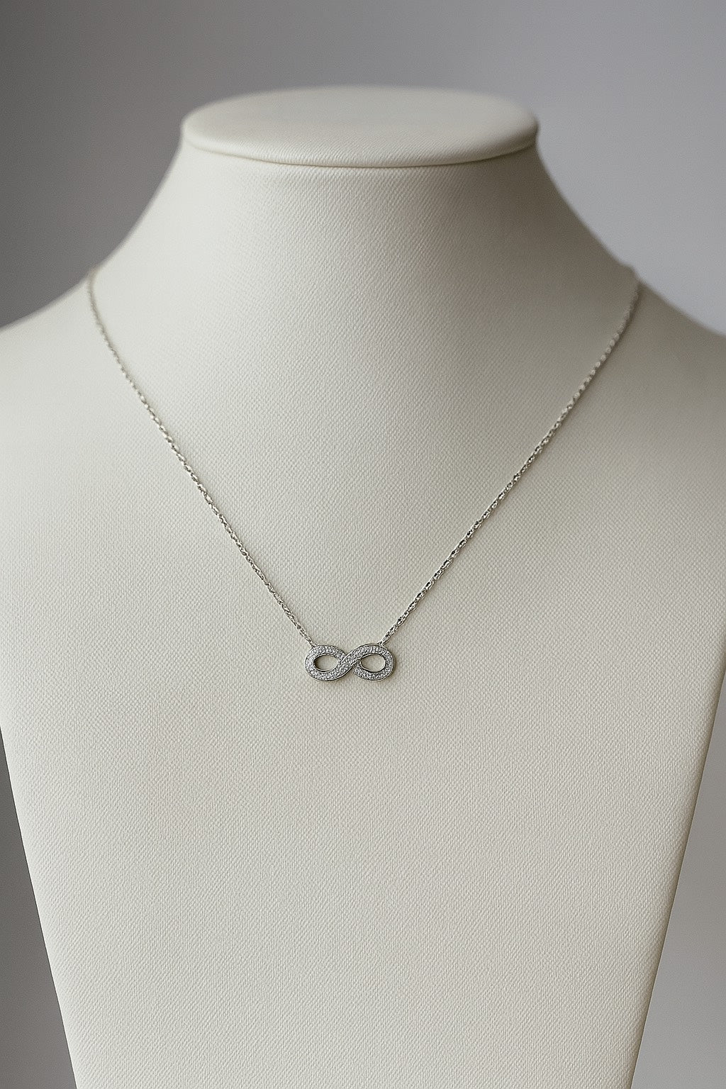 Eternal Spark Infinity Necklace - 925 Silver