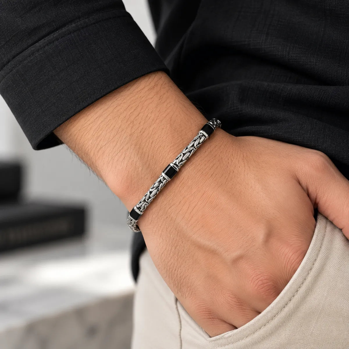 Tivara Men’s Black Accent Chain Bracelet - Made with 925 Silver