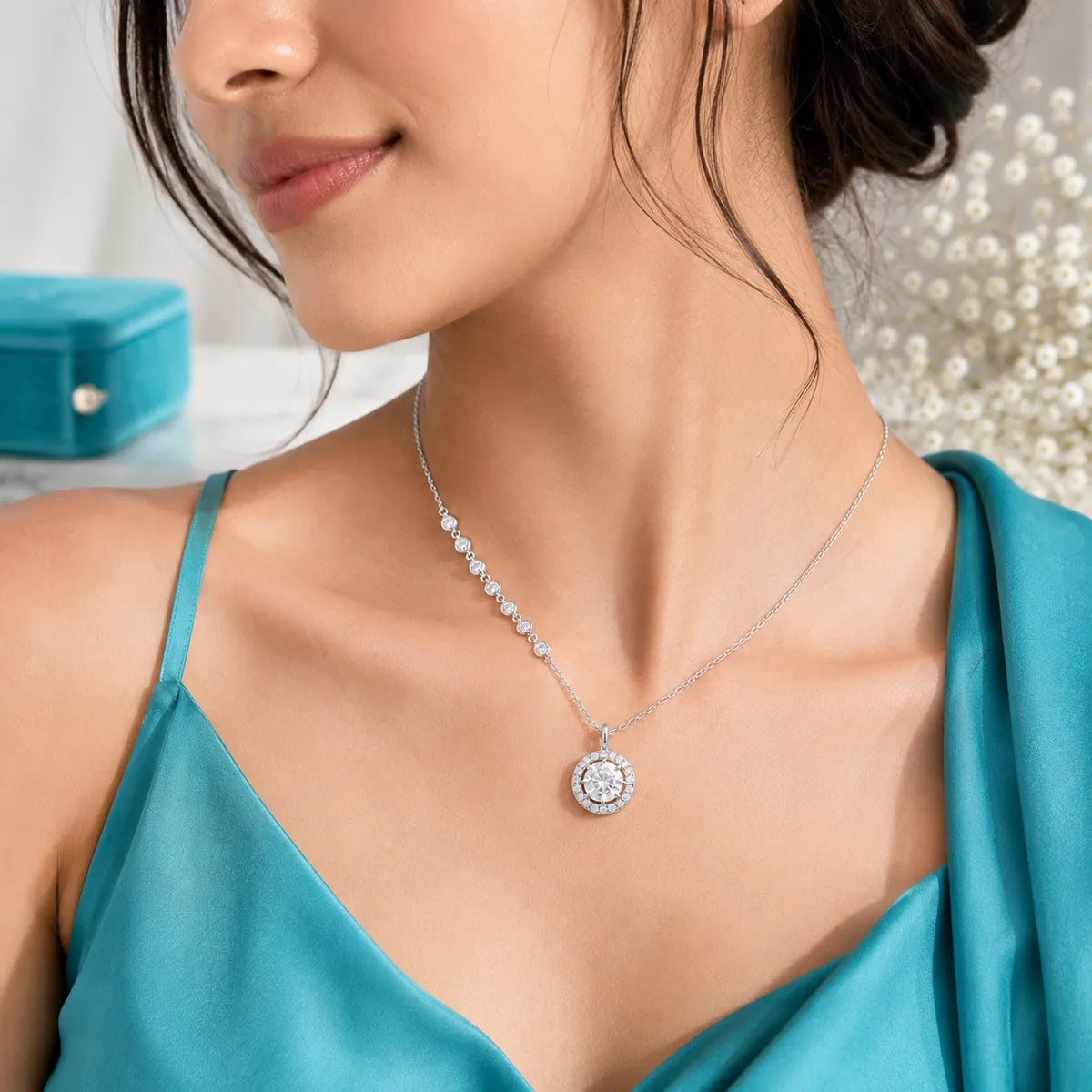 Halo Solitaire Pendant Necklace - made with 925 Silver