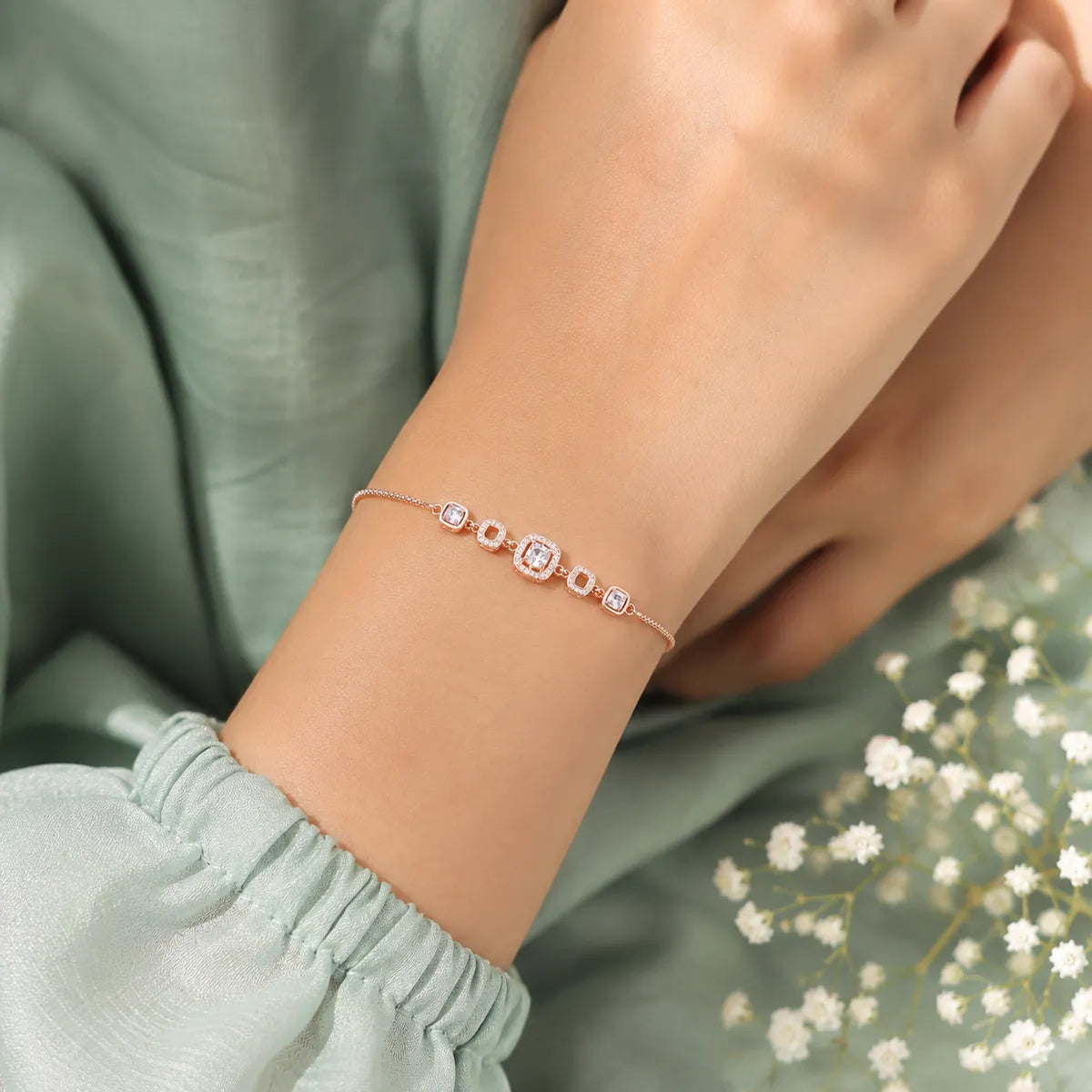 The Halo Station Bracelet - Rose Gold - made with 925 Silver
