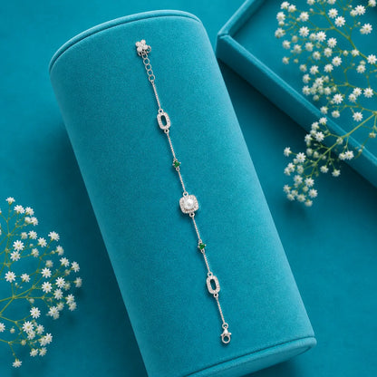 Emerald & Pearl Halo Bracelet - Green - made with 925 Silver